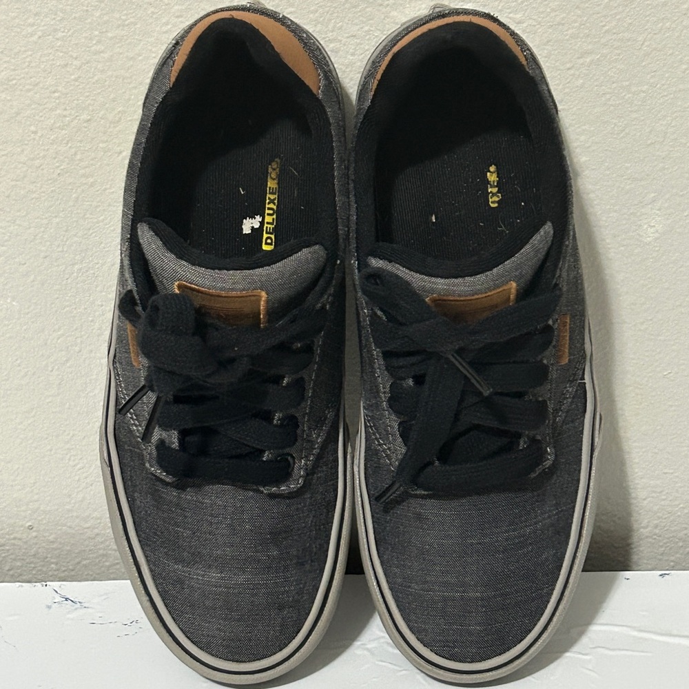 VANS - Picture 2 of 7